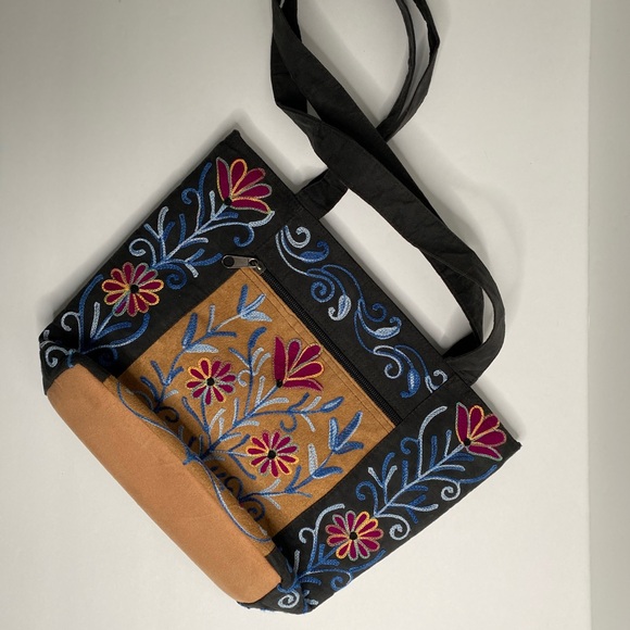 Black with Flower Embroidery Bag Tote Purse Suede Leather Purse - Picture 4 of 9
